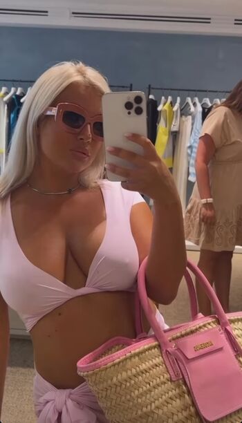 🔥 Carla moreau leaked private photo uncensored full