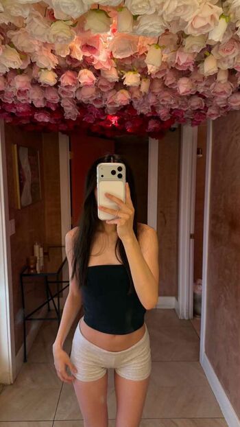 🔥 Caryn marjorie  page leaked private photo uncensored full