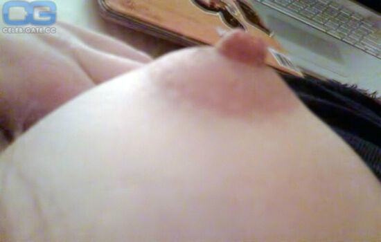 🔥 Celebrity boobs page leaked private photo uncensored full