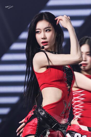 🔥 Chaeryeong leaked private photo uncensored full