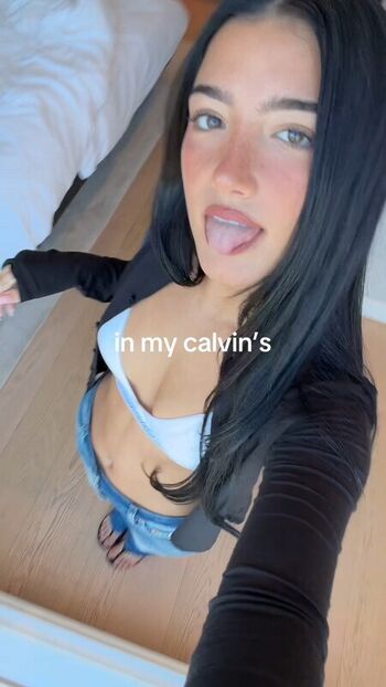 🔥 Charli d amelio  page leaked private photo uncensored full
