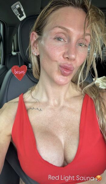 🔥 Charlotte flair leaked private photo uncensored full