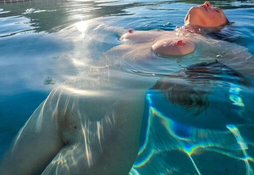 🔥 Charlottedoe leaked private photo uncensored full