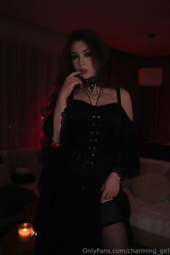 🔥 Charming girl leaked private photo uncensored full