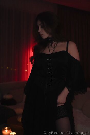 🔥 Charming girl leaked private photo uncensored full