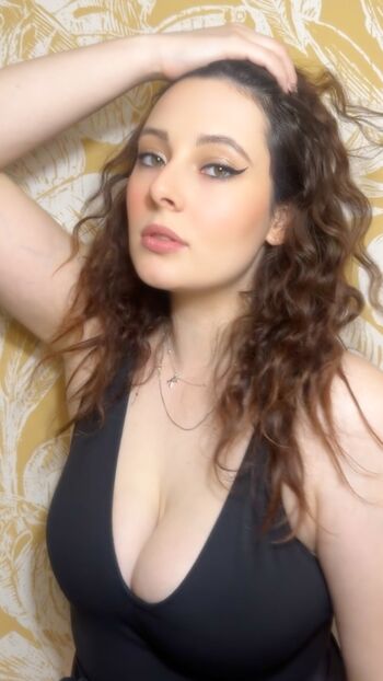 🔥 Christina green page leaked private photo uncensored full