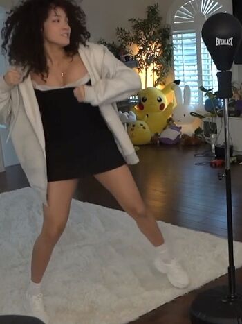 🔥 Cinnabrit  page leaked private photo uncensored full