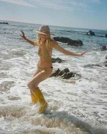 🔥 Claire rosinkranz page leaked private photo uncensored full
