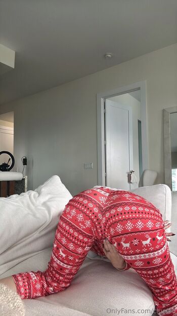🔥 Clueloo leaked private photo uncensored full