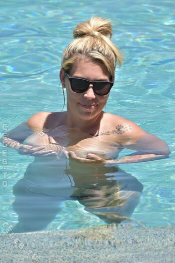 🔥 Coorslightgirl page leaked private photo uncensored full