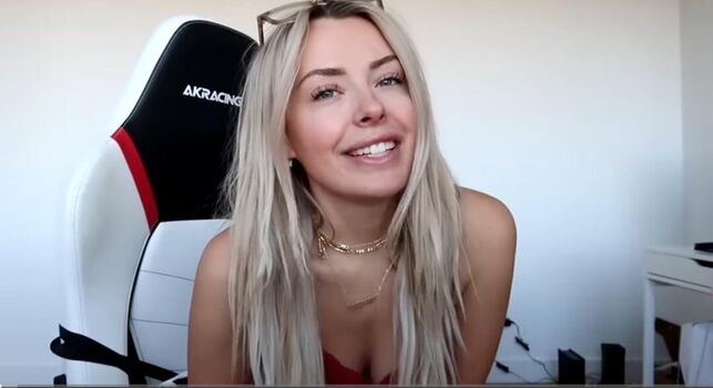 🔥 Corinna kopf leaked private photo uncensored full