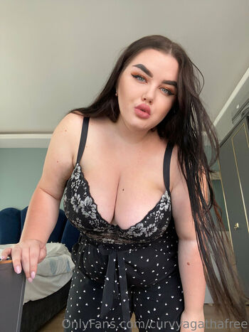 🔥 Curvyagathafree leaked private photo uncensored full