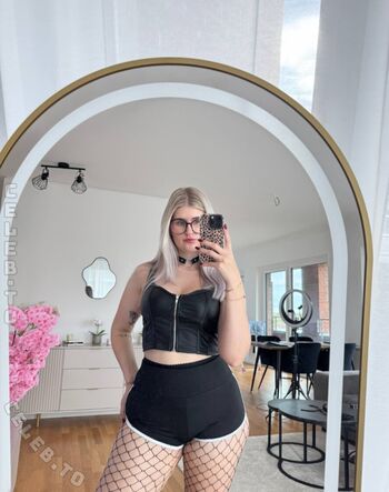 🔥 Deineemilia page leaked private photo uncensored full