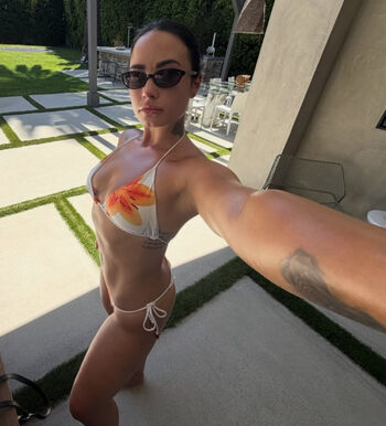 🔥 Demi lovato page leaked private photo uncensored full