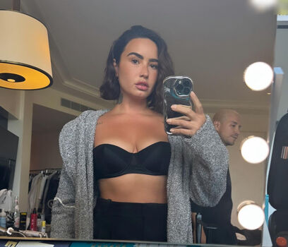 🔥 Demi lovato page leaked private photo uncensored full