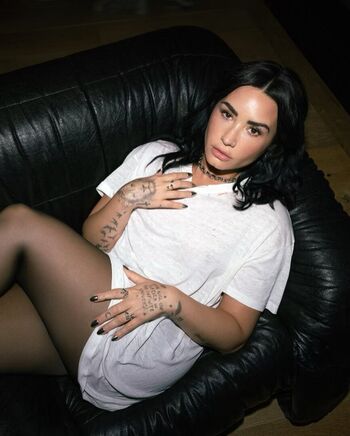 🔥 Demi lovato page leaked private photo uncensored full