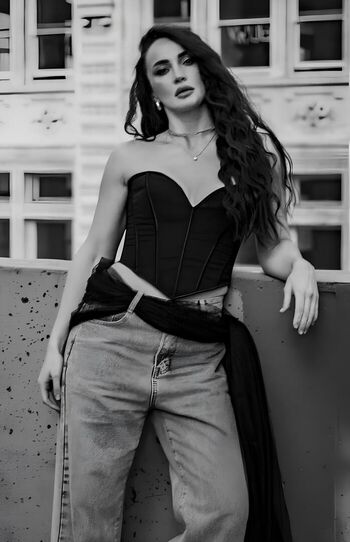 🔥 Diana avsaragova page leaked private photo uncensored full