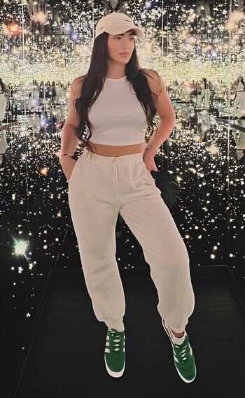 🔥 Diana avsaragova page leaked private photo uncensored full