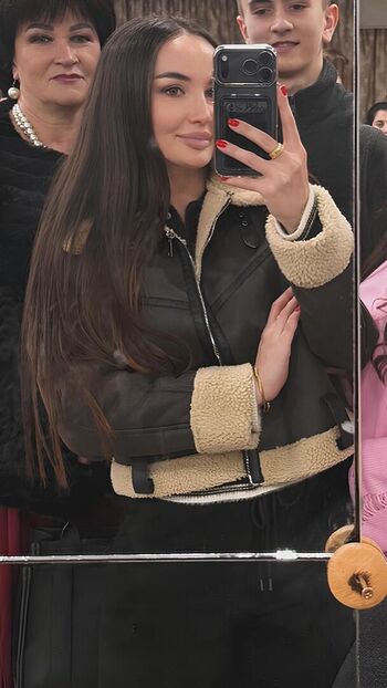 🔥 Diana avsaragova page leaked private photo uncensored full