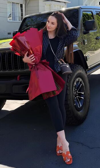 🔥 Diana avsaragova page leaked private photo uncensored full