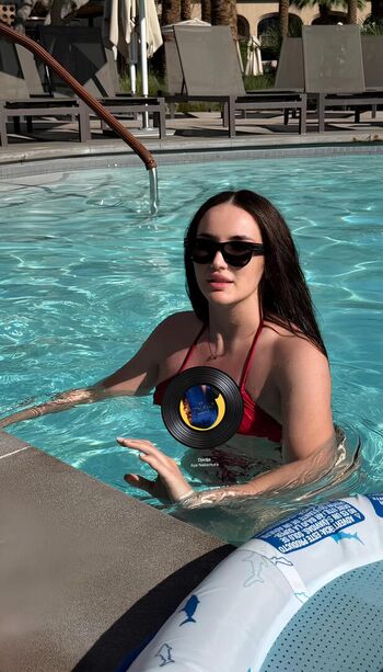 🔥 Diana avsaragova page leaked private photo uncensored full