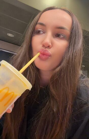 🔥 Diana avsaragova page leaked private photo uncensored full