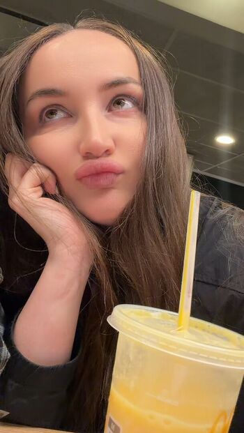 🔥 Diana avsaragova page leaked private photo uncensored full