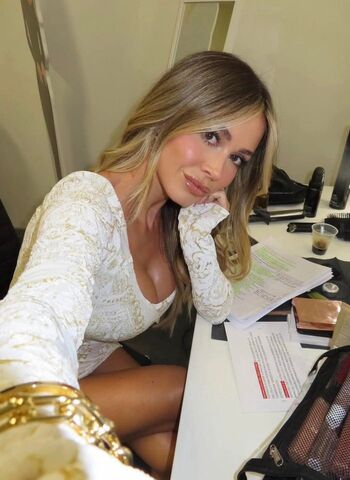 🔥 Diletta leotta  page leaked private photo uncensored full