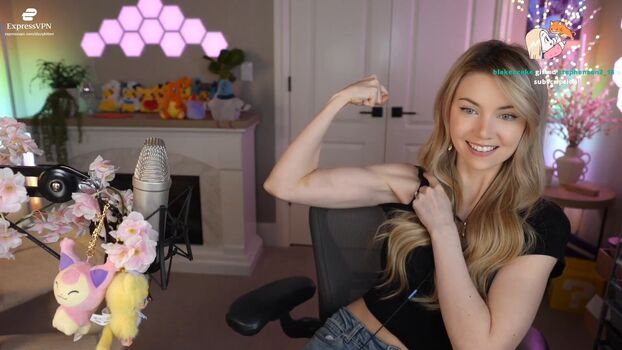 🔥 Dizzykitten leaked private photo uncensored full