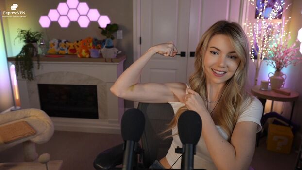 🔥 Dizzykitten leaked private photo uncensored full