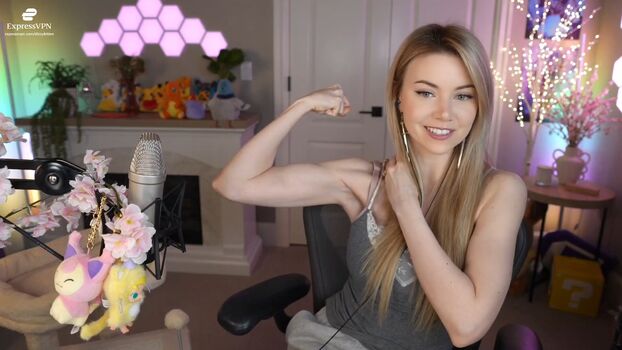 🔥 Dizzykitten leaked private photo uncensored full