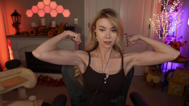 🔥 Dizzykitten leaked private photo uncensored full