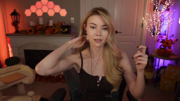 🔥 Dizzykitten leaked private photo uncensored full