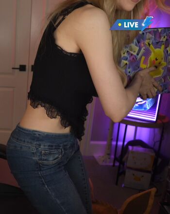 🔥 Dizzykitten leaked private photo uncensored full