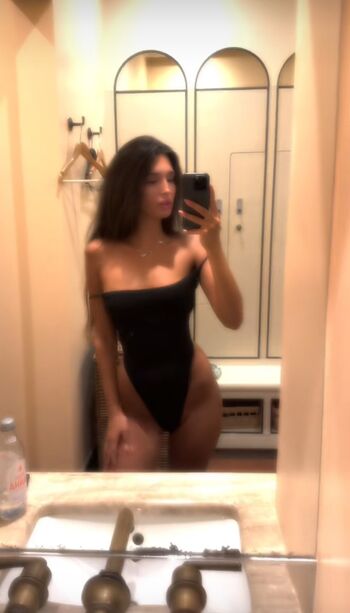 🔥 Djina dzinovic leaked private photo uncensored full