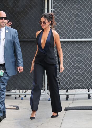 🔥 Eiza gonzalez  page leaked private photo uncensored full