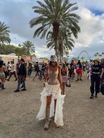 🔥 Ella cervetto  page leaked private photo uncensored full