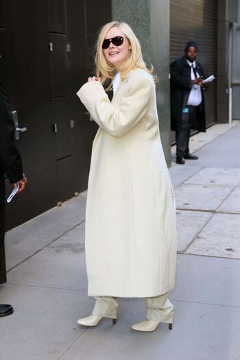 🔥 Elle fanning page leaked private photo uncensored full