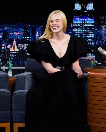 🔥 Elle fanning page leaked private photo uncensored full