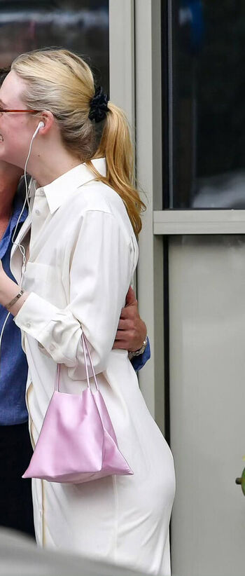🔥 Elle fanning page leaked private photo uncensored full