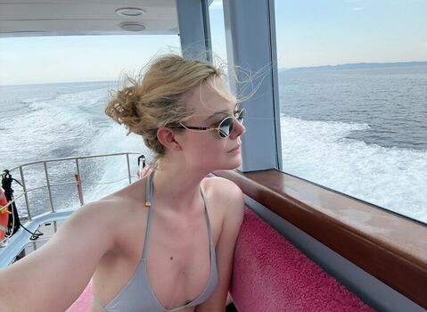 🔥 Elle fanning page leaked private photo uncensored full