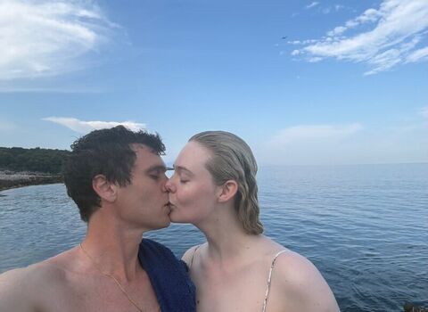 🔥 Elle fanning page leaked private photo uncensored full