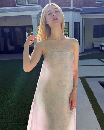 🔥 Elle fanning page leaked private photo uncensored full