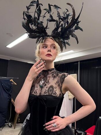 🔥 Elle fanning leaked private photo uncensored full