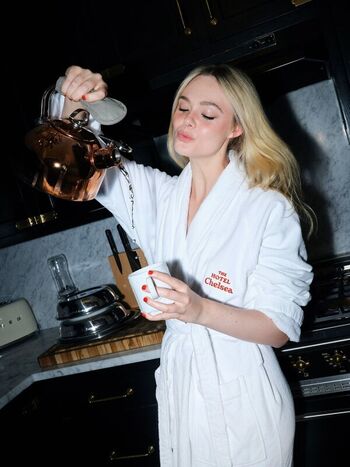 🔥 Elle fanning leaked private photo uncensored full