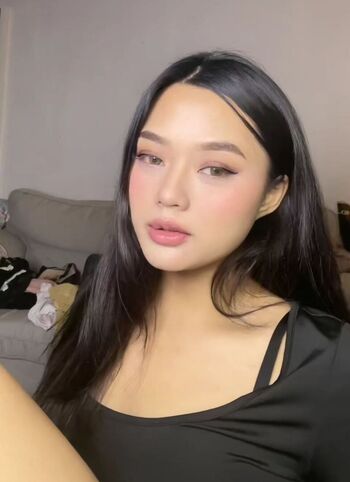 🔥 Ellesyanamira page leaked private photo uncensored full