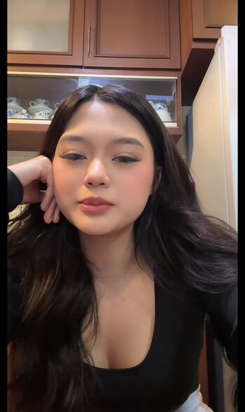🔥 Ellesyanamira page leaked private photo uncensored full