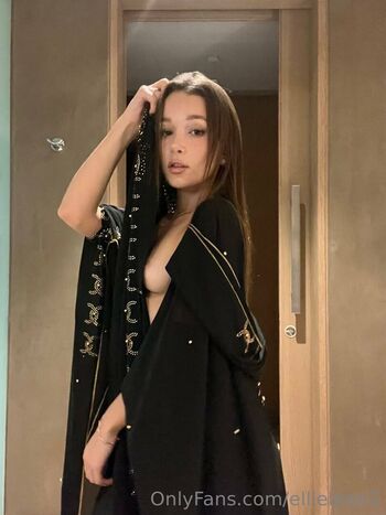 🔥 Ellieleen  page leaked private photo uncensored full
