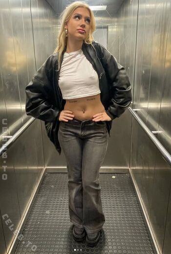 🔥 Emlyemma leaked private photo uncensored full