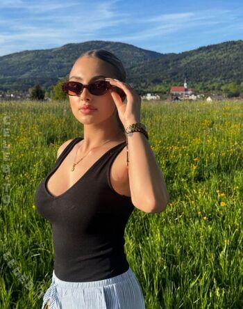 🔥 Emily mhl page leaked private photo uncensored full